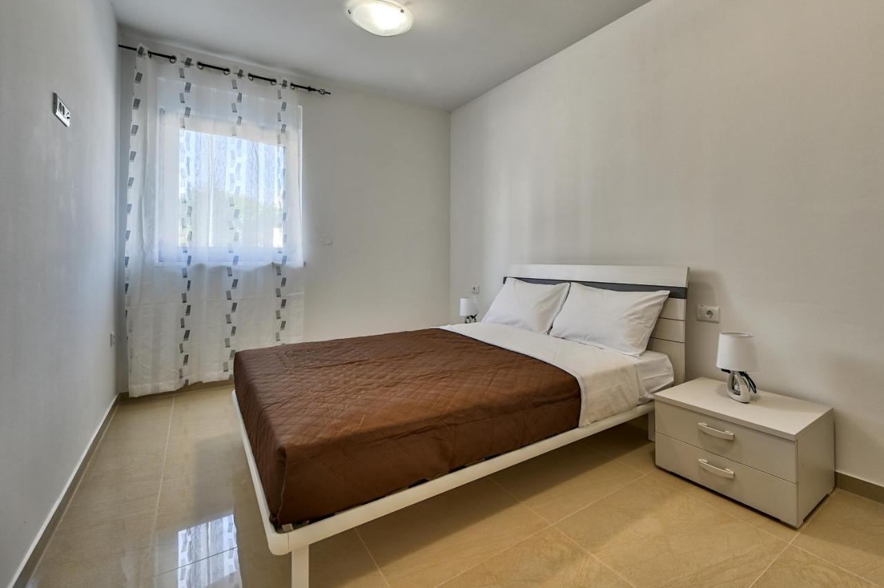 Gold Apartment Medulin Bagian luar foto